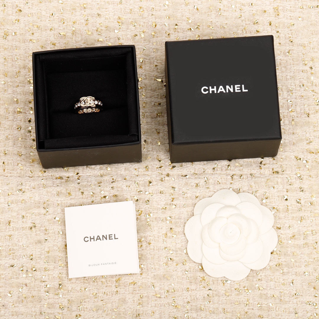 Chanel Full Diamond Wide Coco Ring - Best Replica Jewelry™