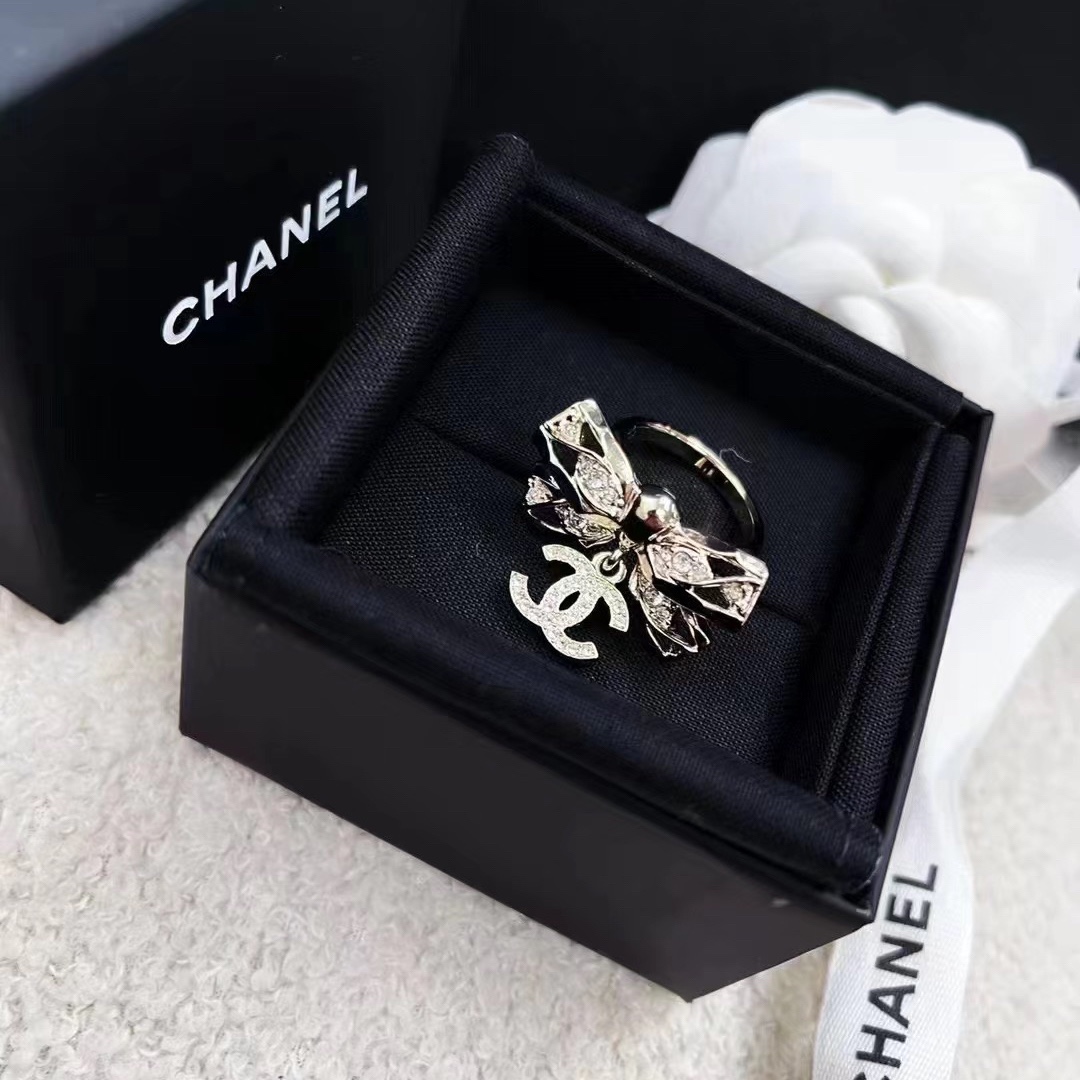 Chanel Bow Ring - Best Replica Jewelry™