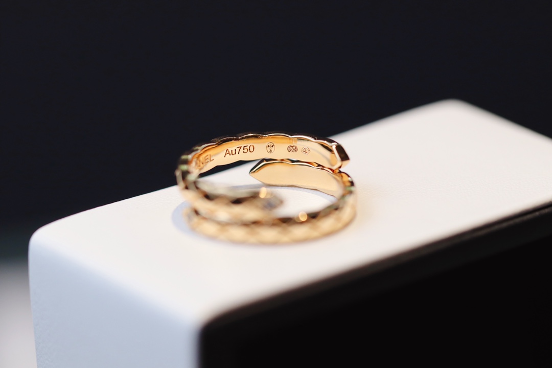 Chanel Coco Crush Toi et Moi Ring - Small Version - Best Replica Jewelry™