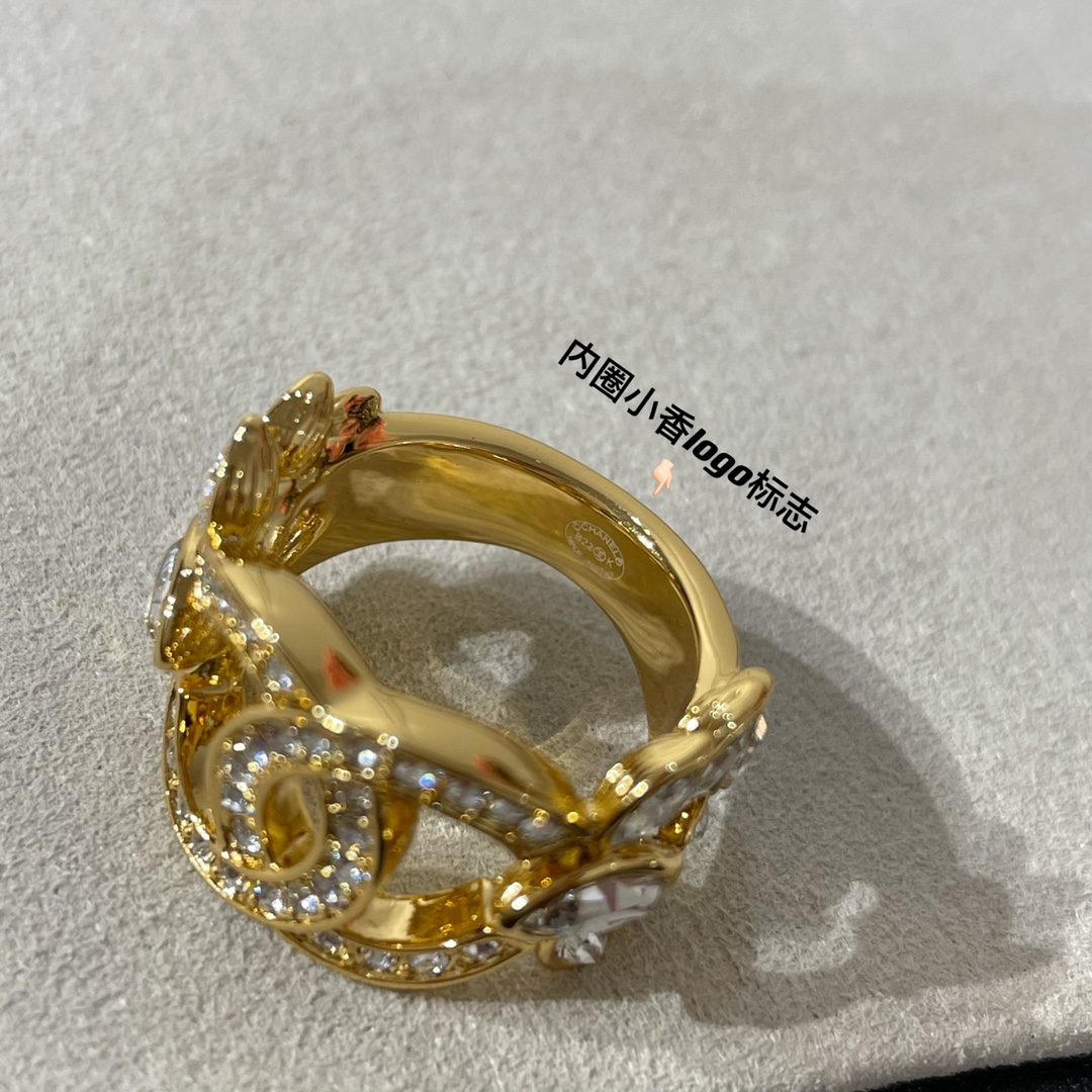 Chanel Wide Hollow Ear of Wheat Ring - Best Replica Jewelry™