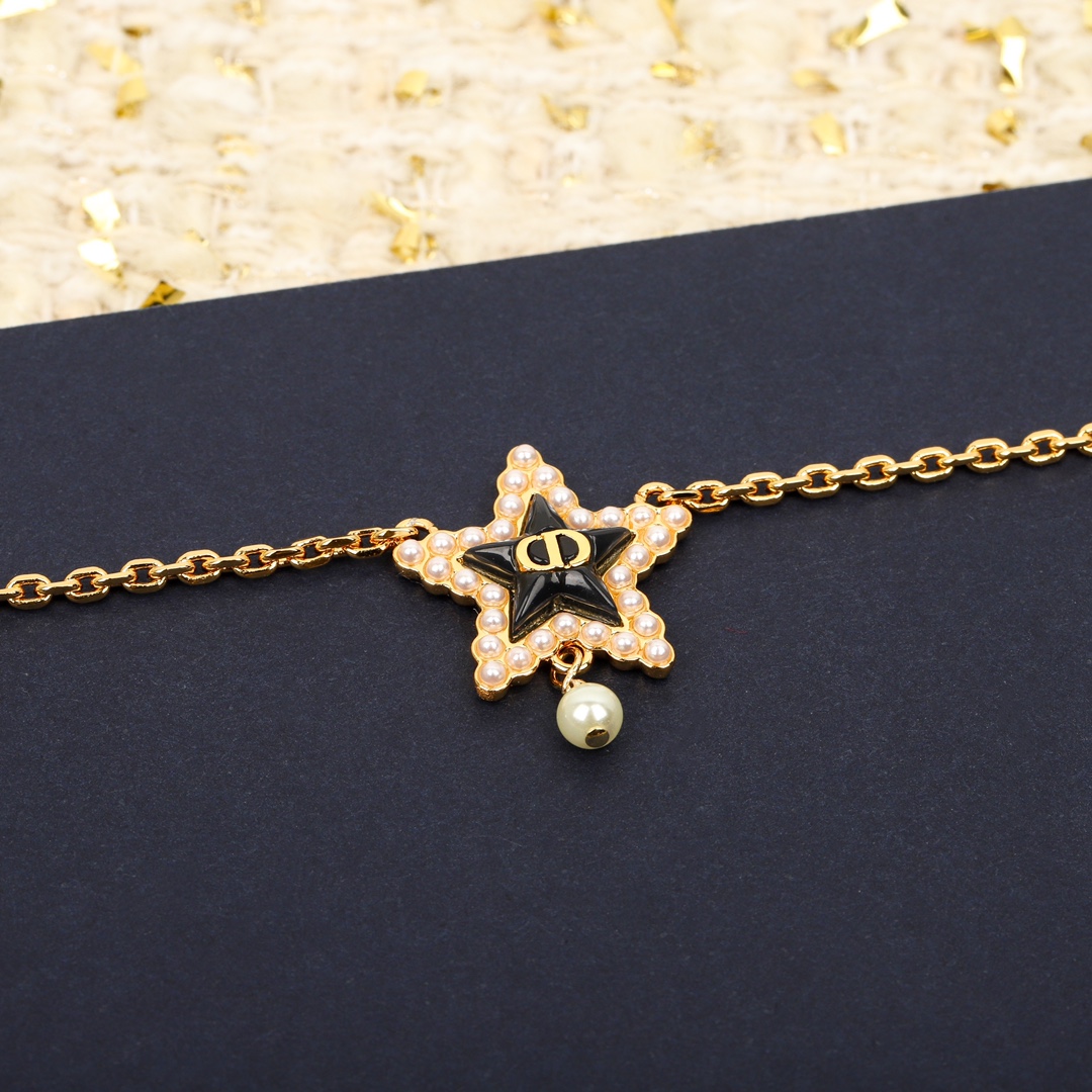 Dior Black Star Pendant Necklace - Best Replica Jewelry™