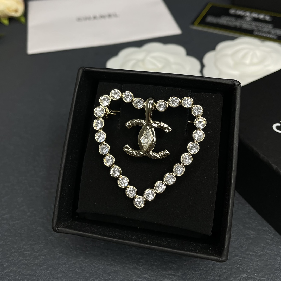Chanel Diamond Paved Hollow Heart Brooch - Best Replica Jewelry™