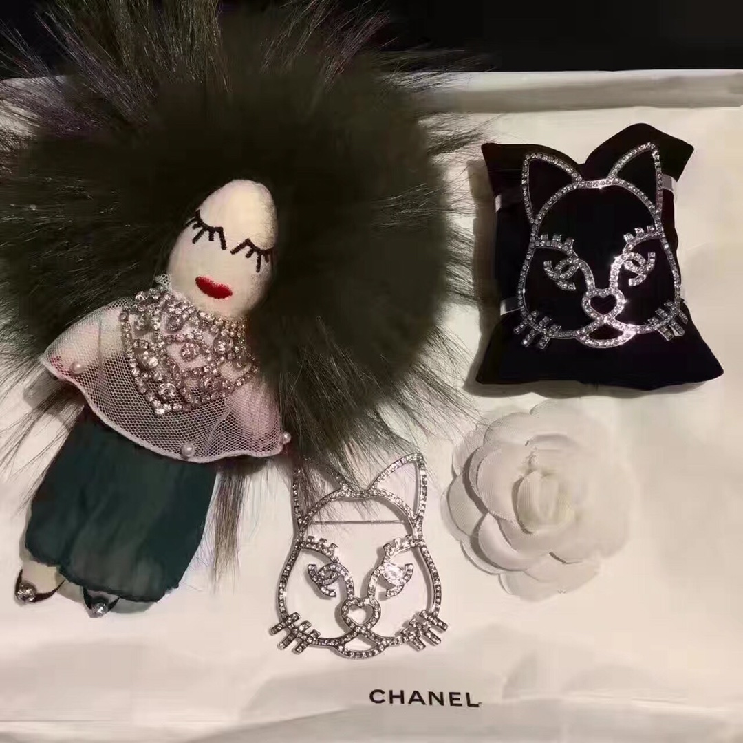 Chanel Cat Brooch - Best Replica Jewelry™