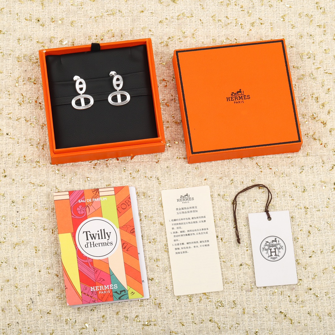Hermes Pig Nose Dangle Earrings in Silver - Best Replica Jewelry™
