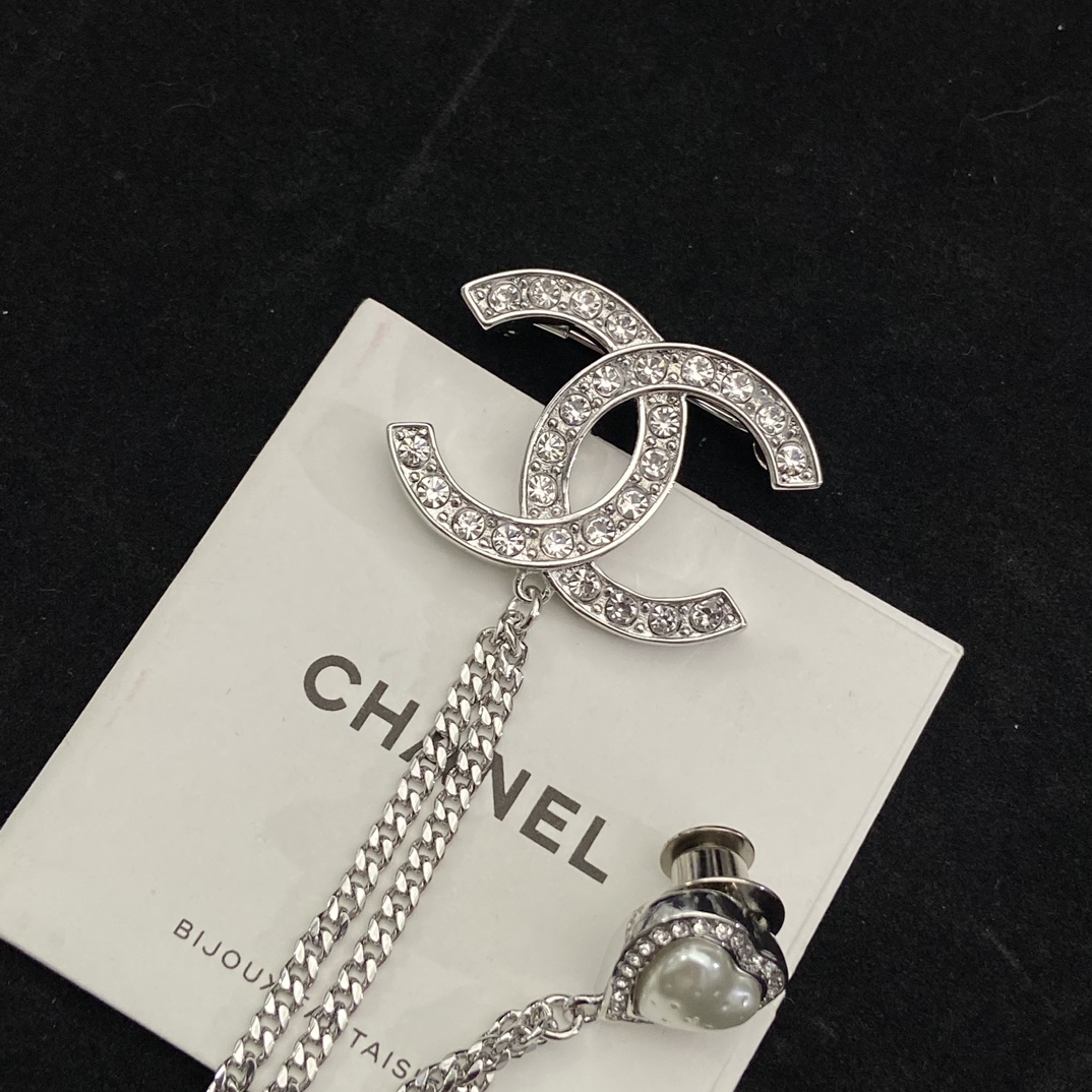 Chanel Silver Chain Tassel Brooch - Best Replica Jewelry™