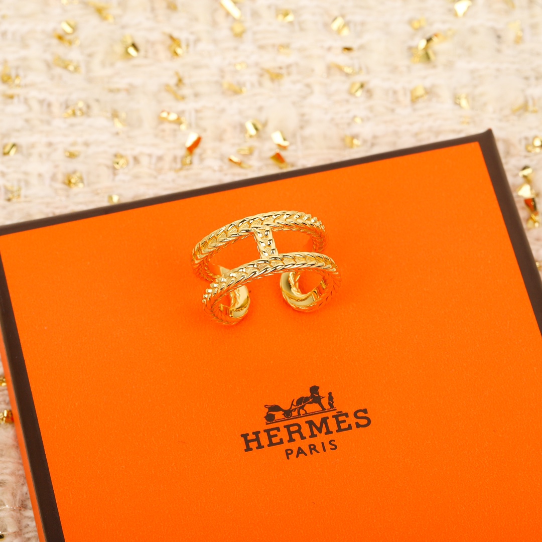 Hermes Hollow Open Gold Ring - Best Replica Jewelry™