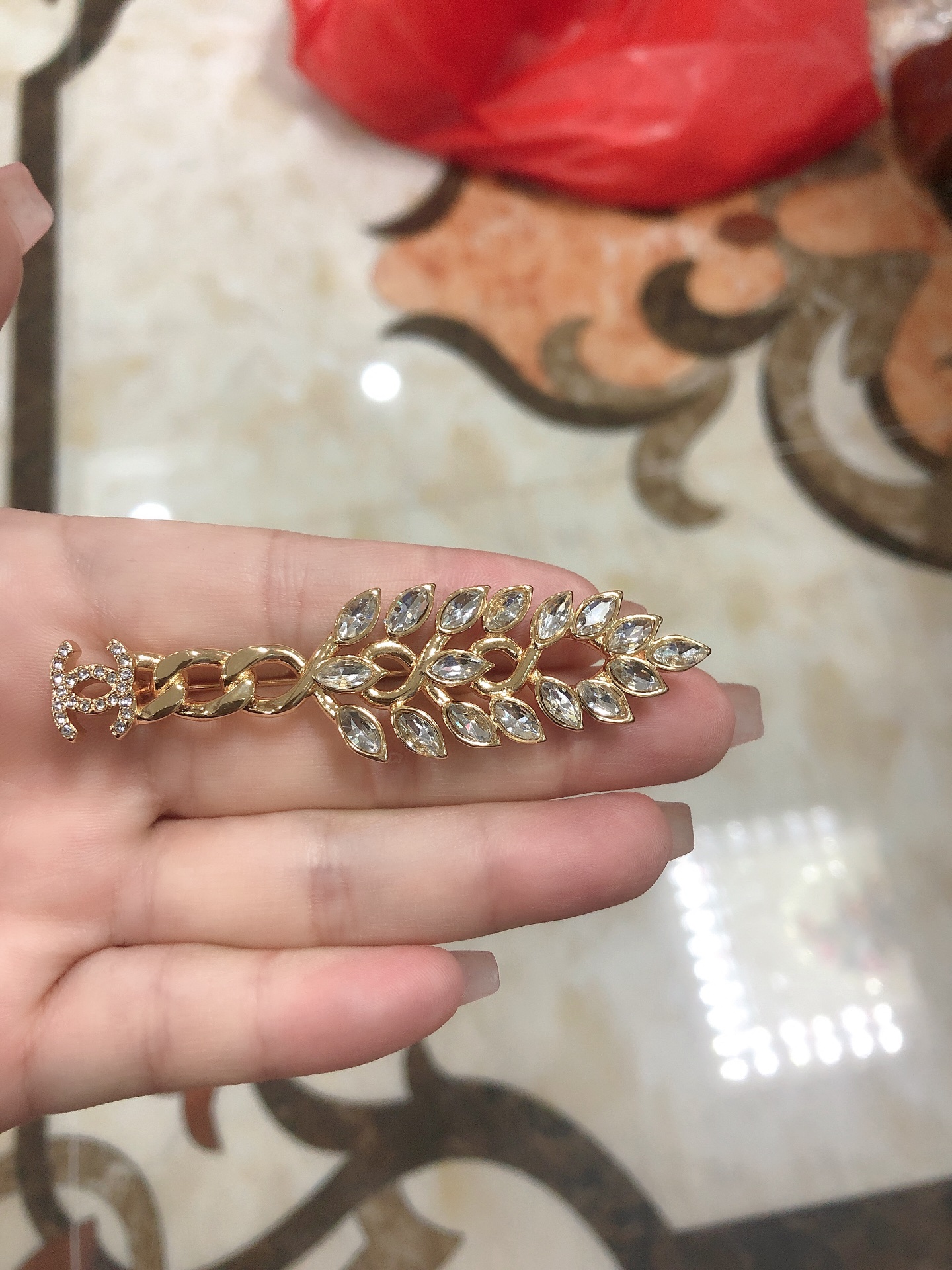 Chanel Leaf Brooch - Best Replica Jewelry™