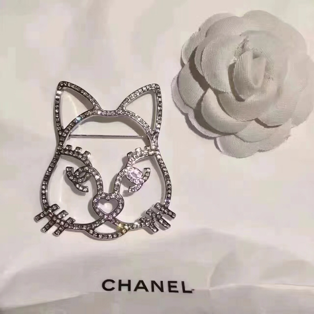 Chanel Cat Brooch - Best Replica Jewelry™