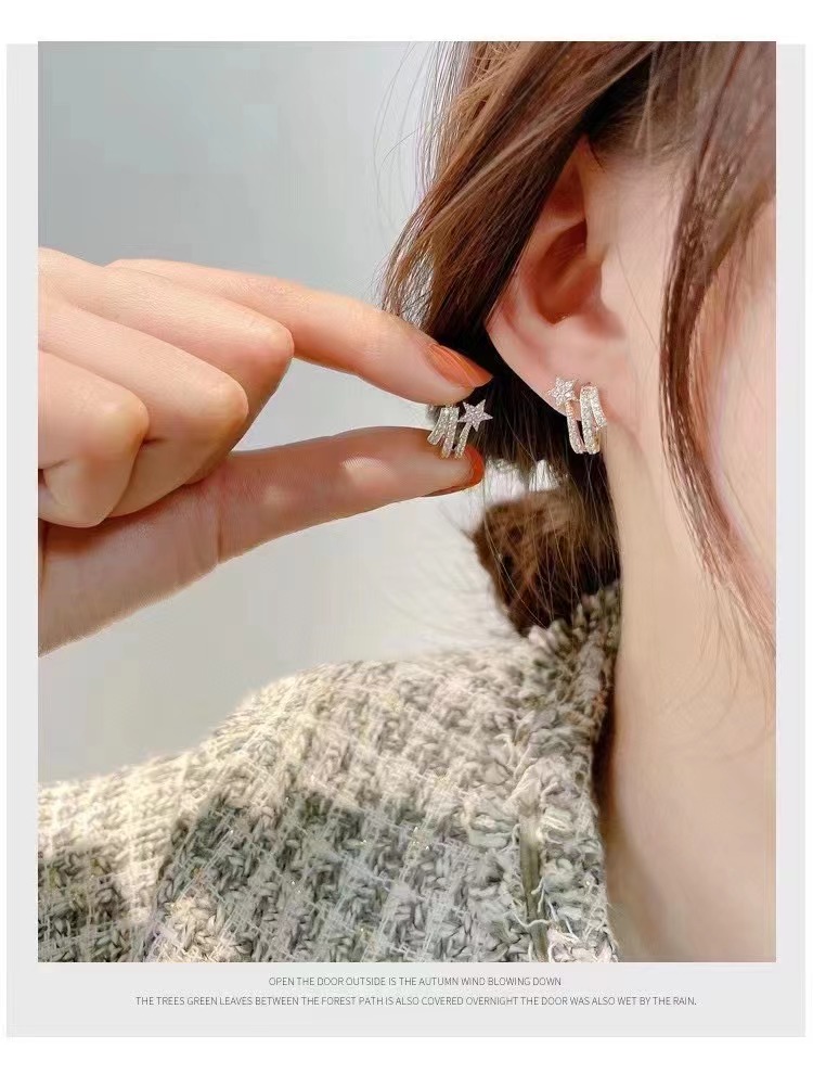 Chanel Non-pierced Ear Clip Comete Earrings - Best Replica Jewelry™