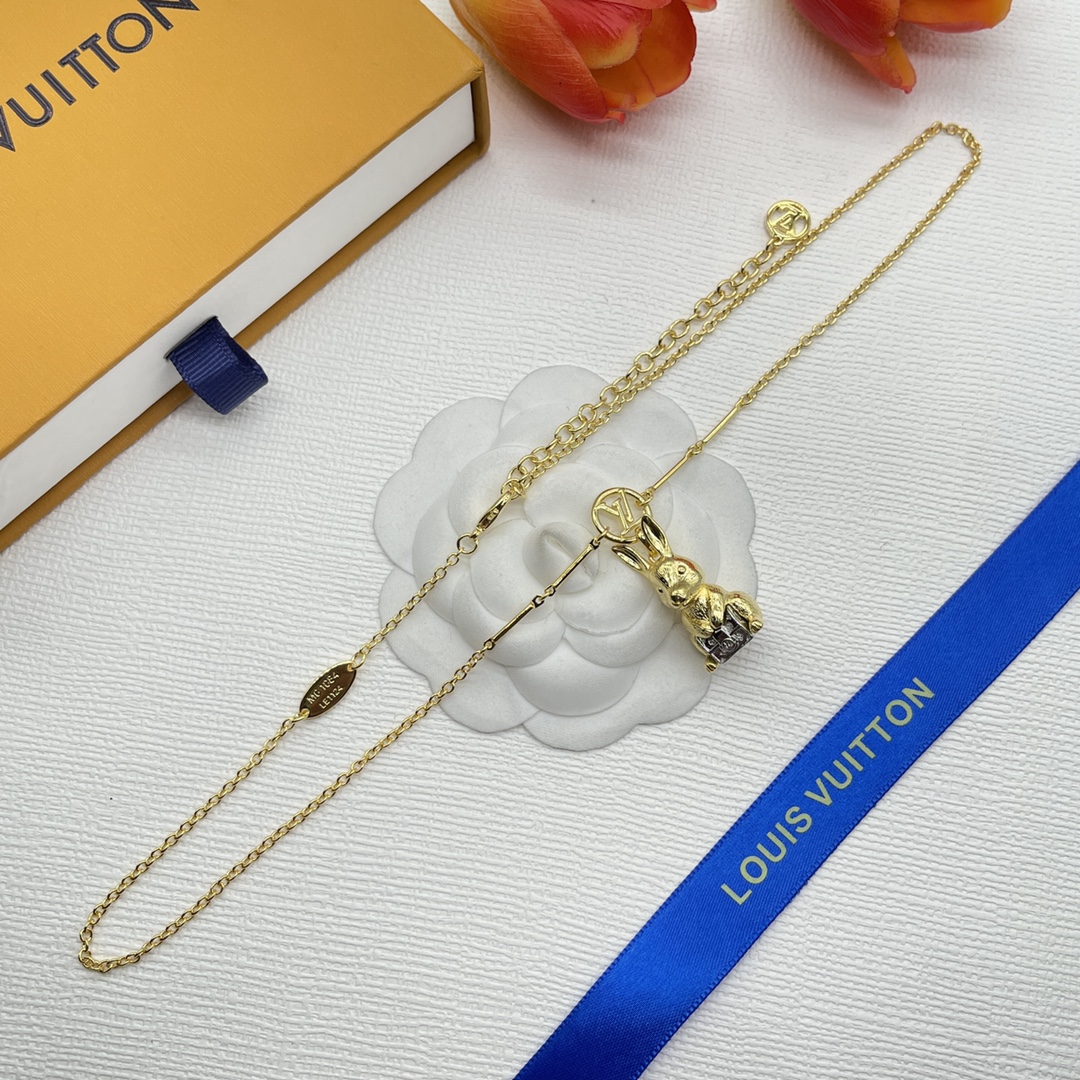 Louis Vuitton Rabbit Necklace - Best Replica Jewelry™