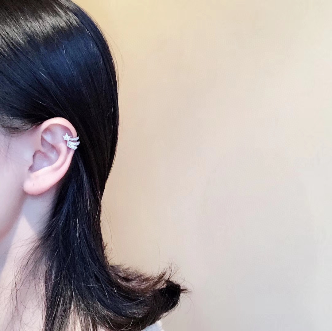 Chanel Non-pierced Ear Clip Comete Earrings - Best Replica Jewelry™