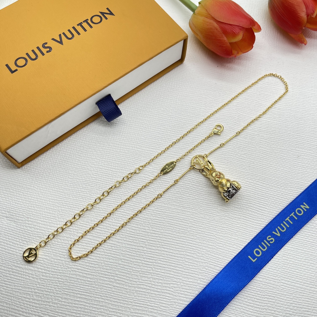 Louis Vuitton Rabbit Necklace - Best Replica Jewelry™
