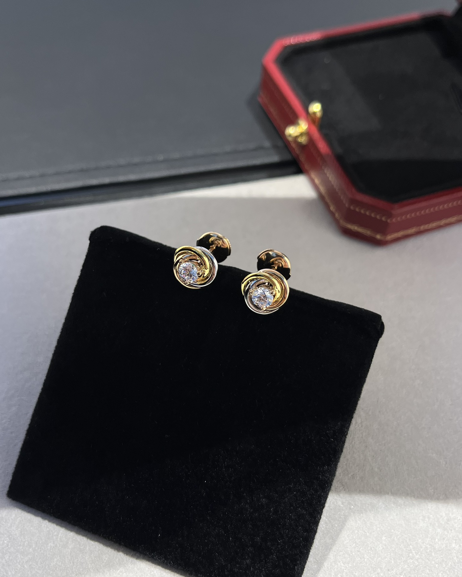 Cartier Trinity Stud Earrings, 2 Diamonds - Best Replica Jewelry™