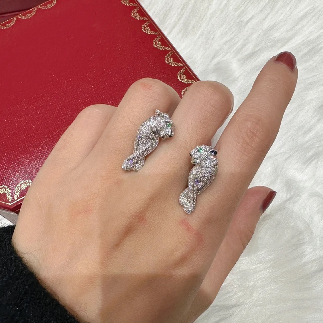 Cartier Full Paved Diamond Leopard Stud Earrings - Best Replica Jewelry™