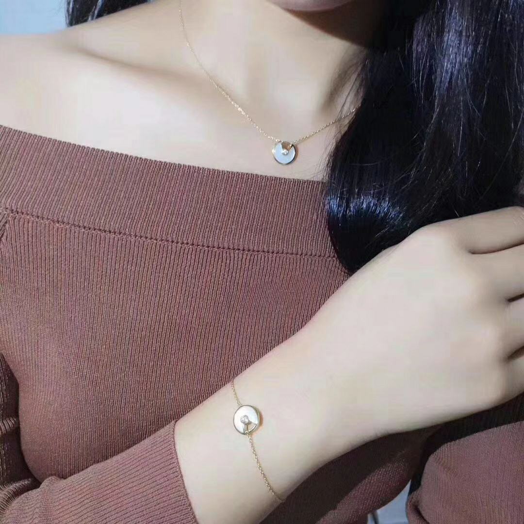 Cartier Amulette de Necklace Earring Bracelet - Best Replica Jewelry™