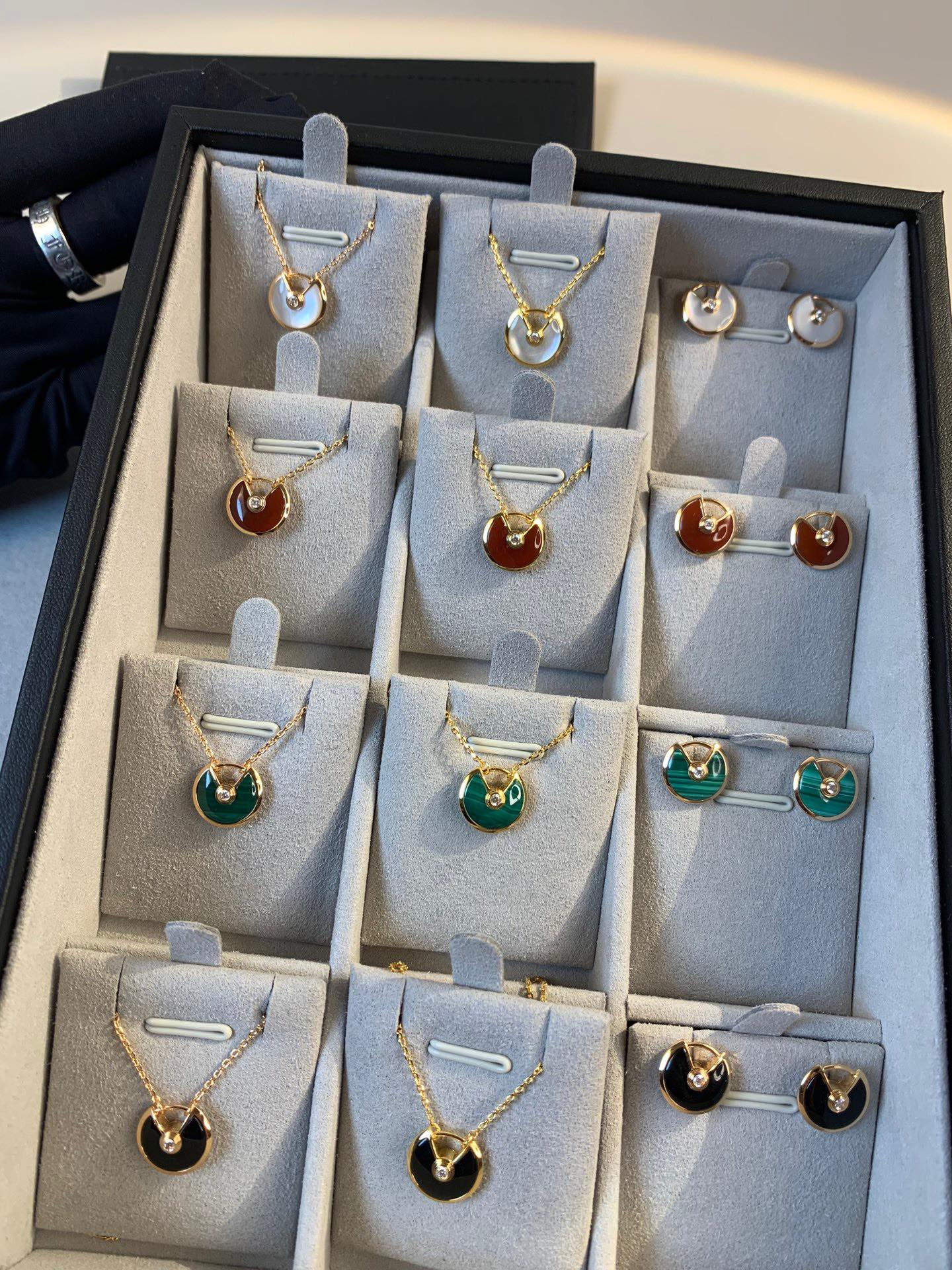 Cartier Amulette de Necklace Earring Bracelet - Best Replica Jewelry™