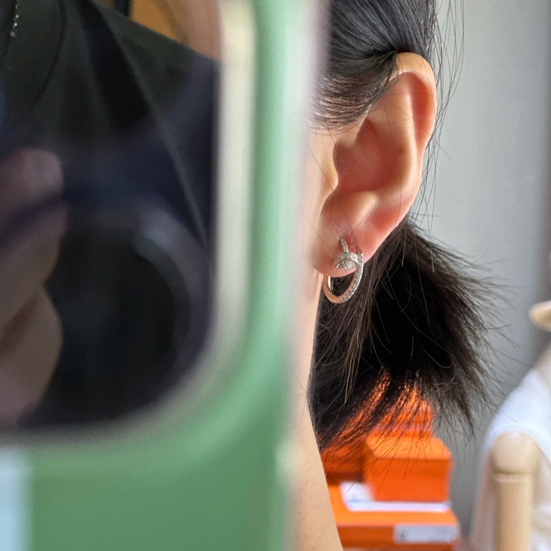 Cartier Juste un Clou Hoop Earrings, Small Model, Full Diamond Paved - Best Replica Jewelry™