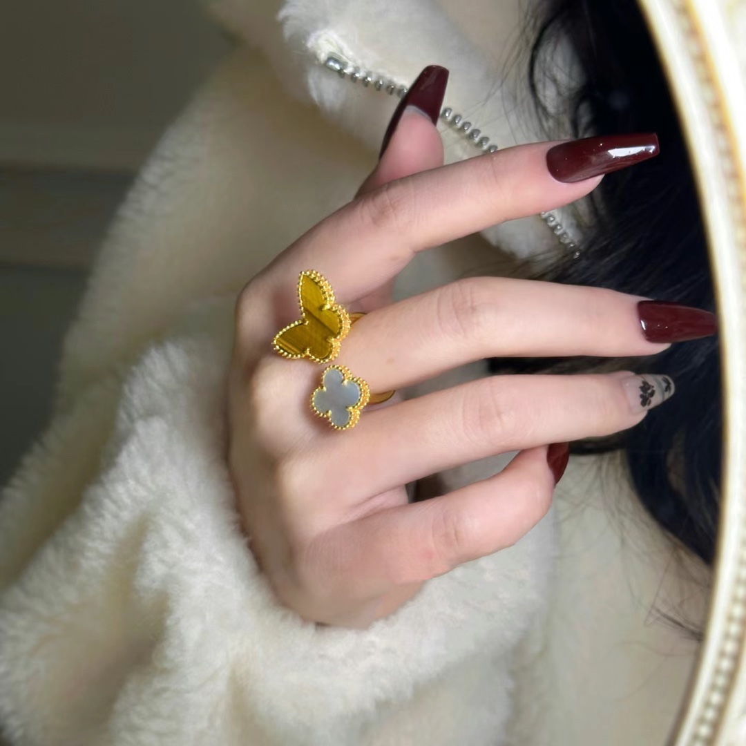 VCA Lucky Alhambra Between the Finger Ring - Best Replica Jewelry™