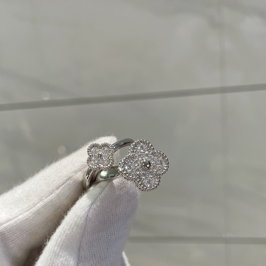 VCA Full Diamond Mini & Medium Vintage Alhambra Ring - Best Replica Jewelry™