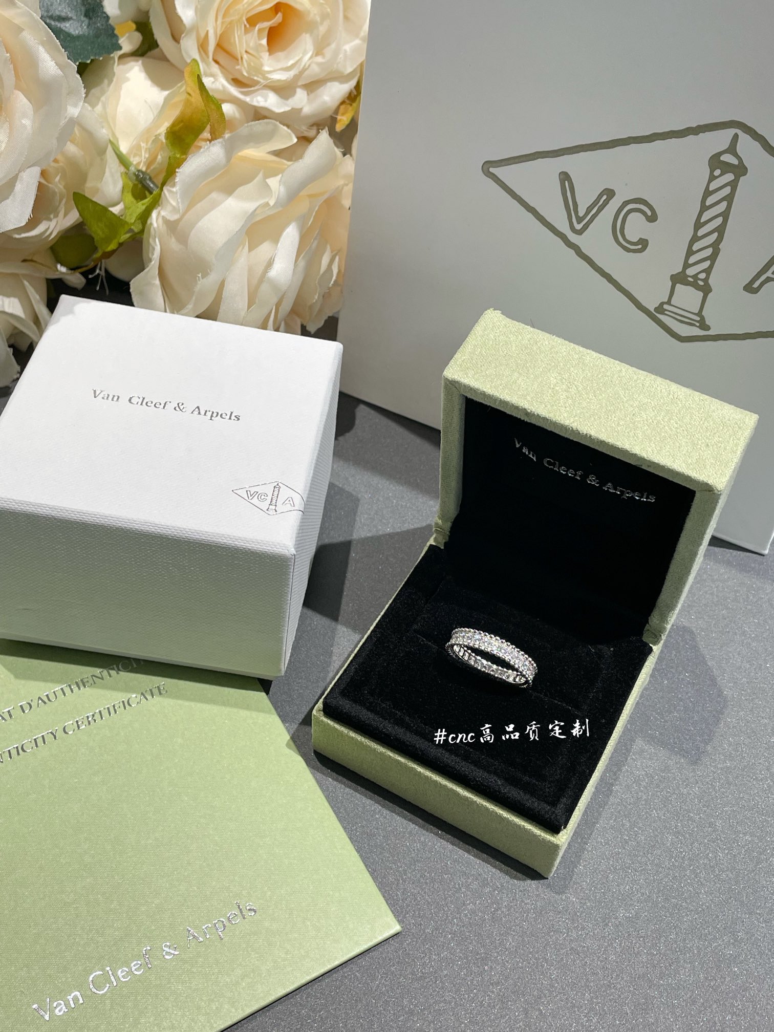 VCA Perlee Diamonds Ring, 1 Row - Best Replica Jewelry™