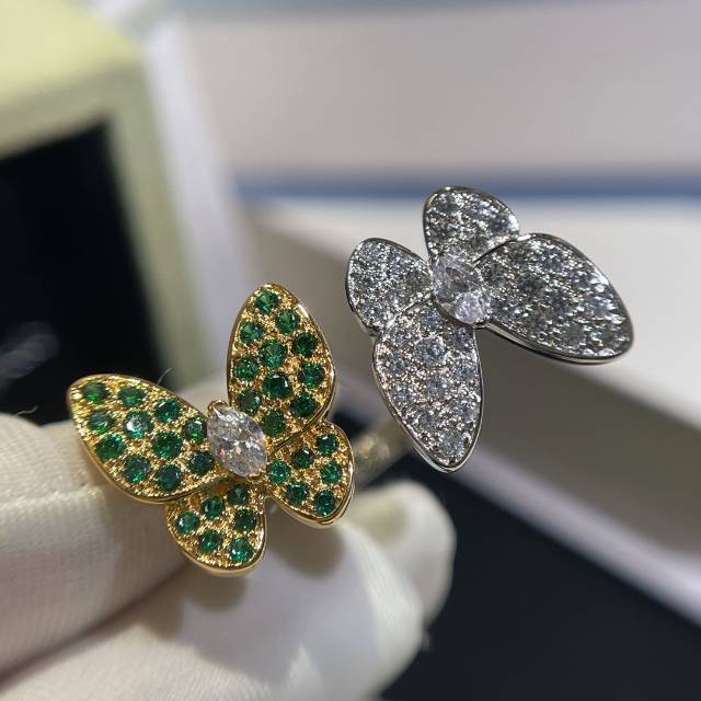 VCA Full Diamond Two Butterfly Between the Finger Ring - Best Replica Jewelry™