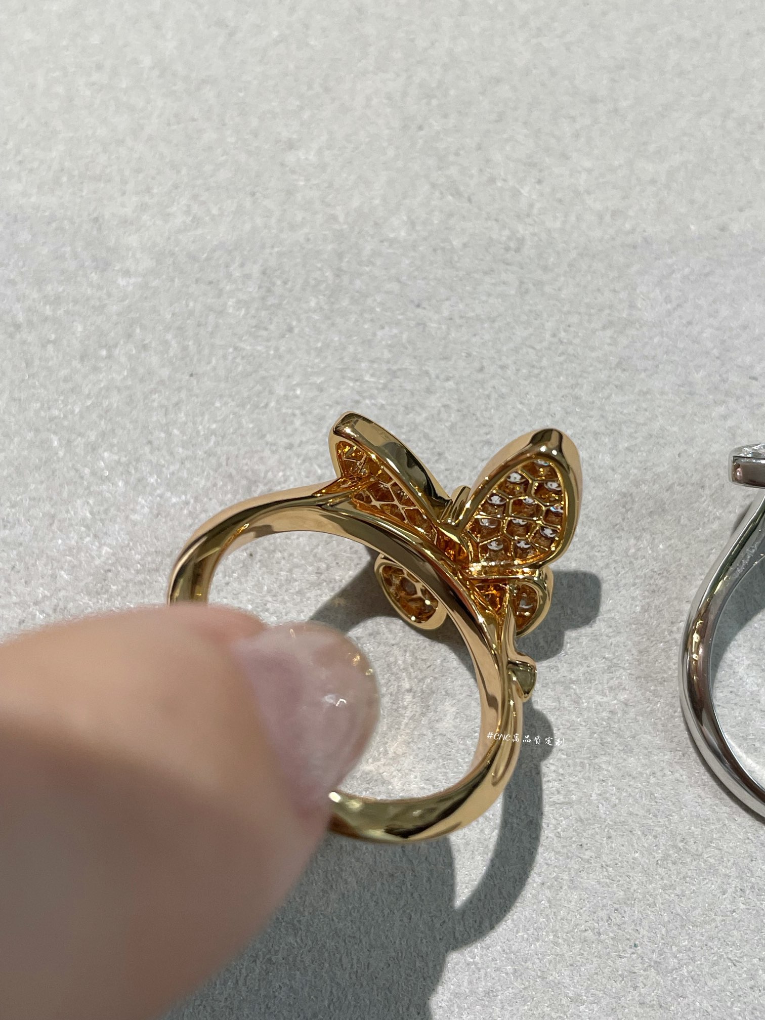 VCA Full Diamond Butterfly Ring - Best Replica Jewelry™