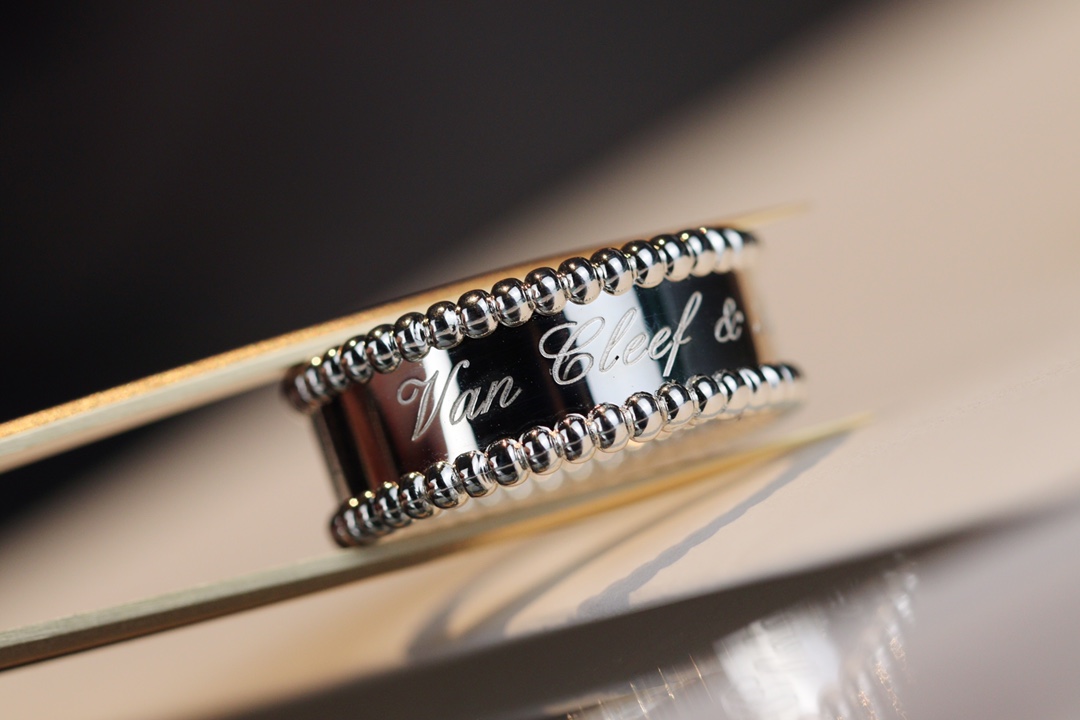 VCA Perlee Signature Ring - Best Replica Jewelry™