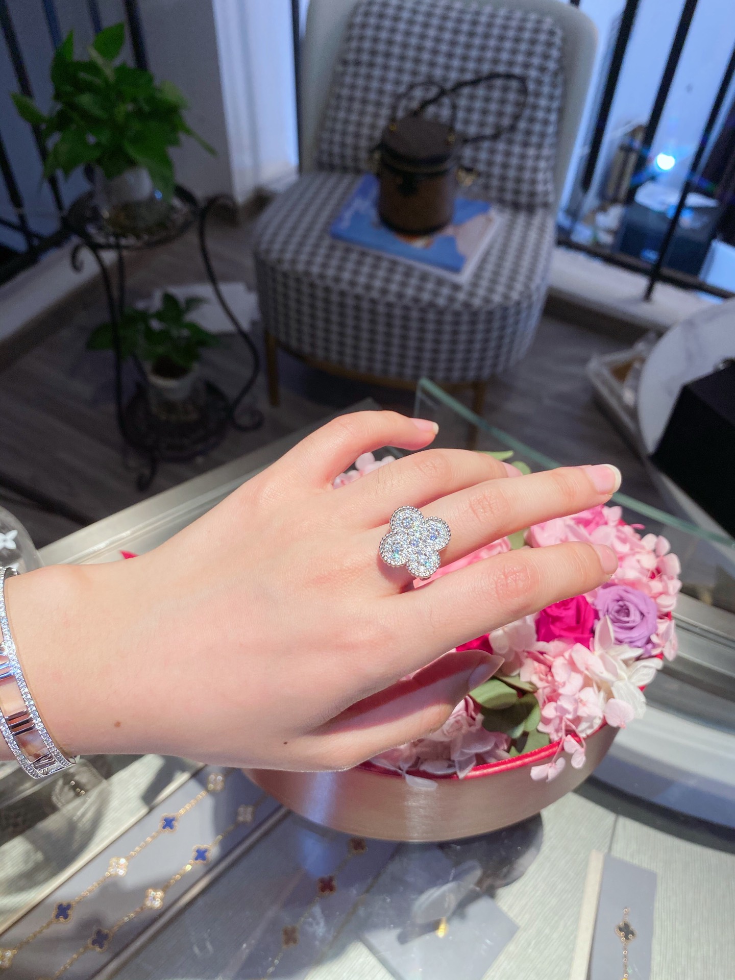 VCA Full Diamond Silver Magic Alhambra Ring - Best Replica Jewelry™