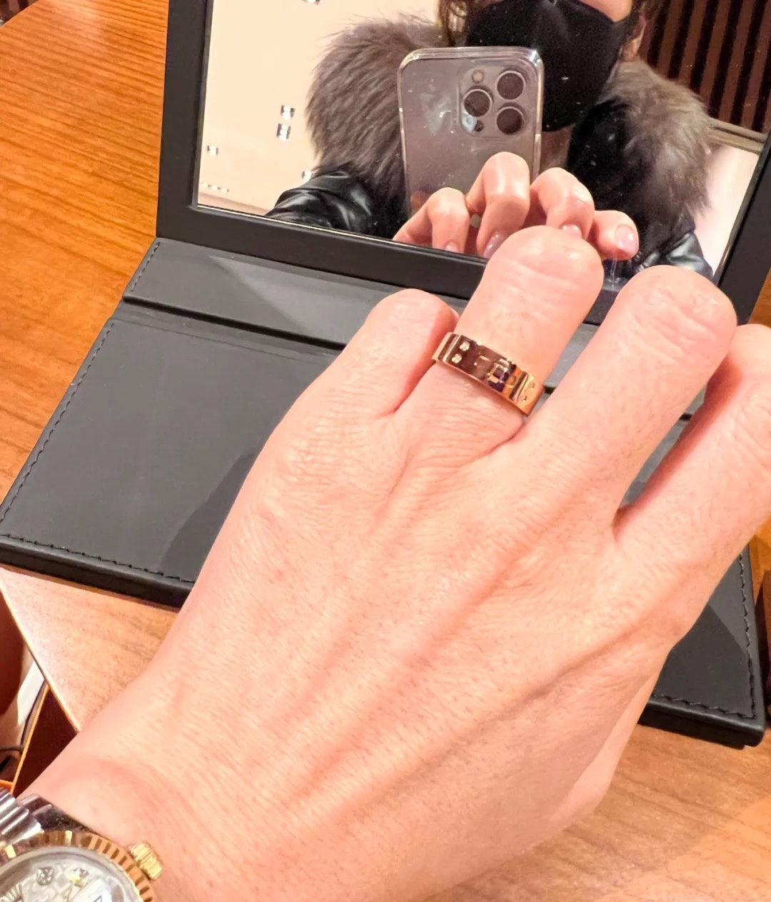 Hermes Rose Gold Kerry Ring - Best Replica Jewelry™