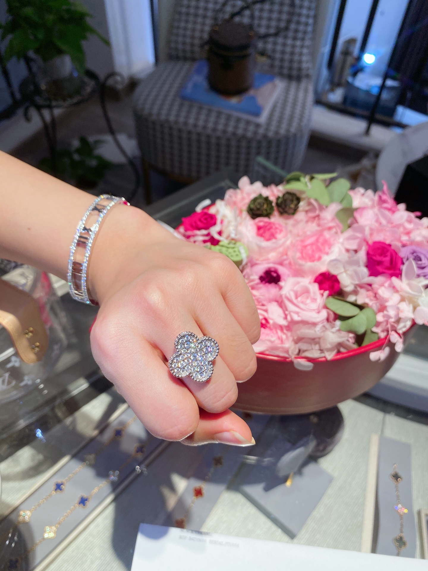 VCA Full Diamond Silver Magic Alhambra Ring - Best Replica Jewelry™