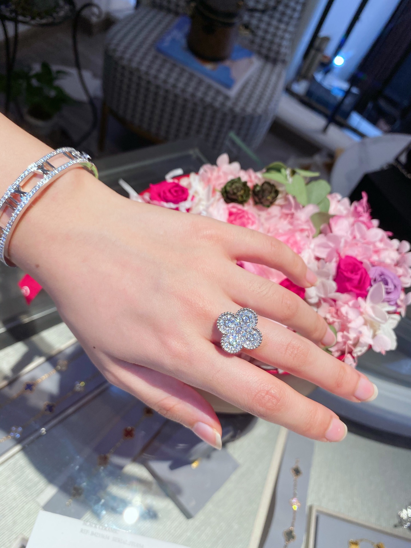 VCA Full Diamond Silver Magic Alhambra Ring - Best Replica Jewelry™