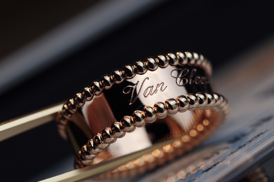 VCA Perlee Signature Ring - Best Replica Jewelry™