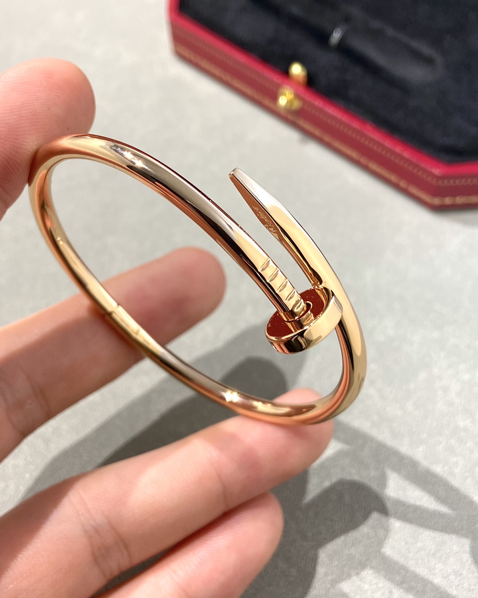 Cartier Smooth Juste un Clou Nail Bracelet - Best Replica Jewelry™