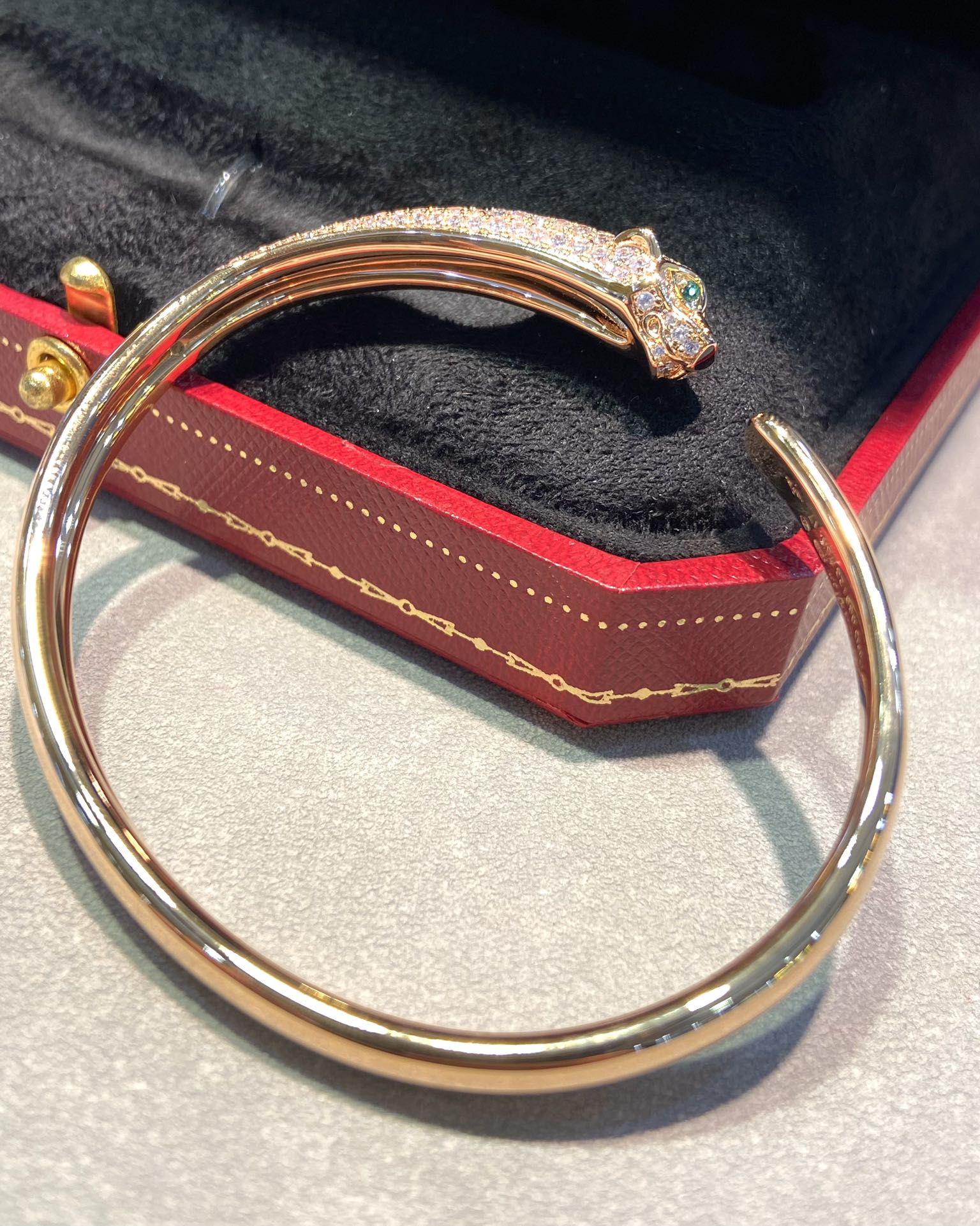 Cartier Half Diamond Panthère de Bracelet Open Cuff Bangle - Best Replica Jewelry™