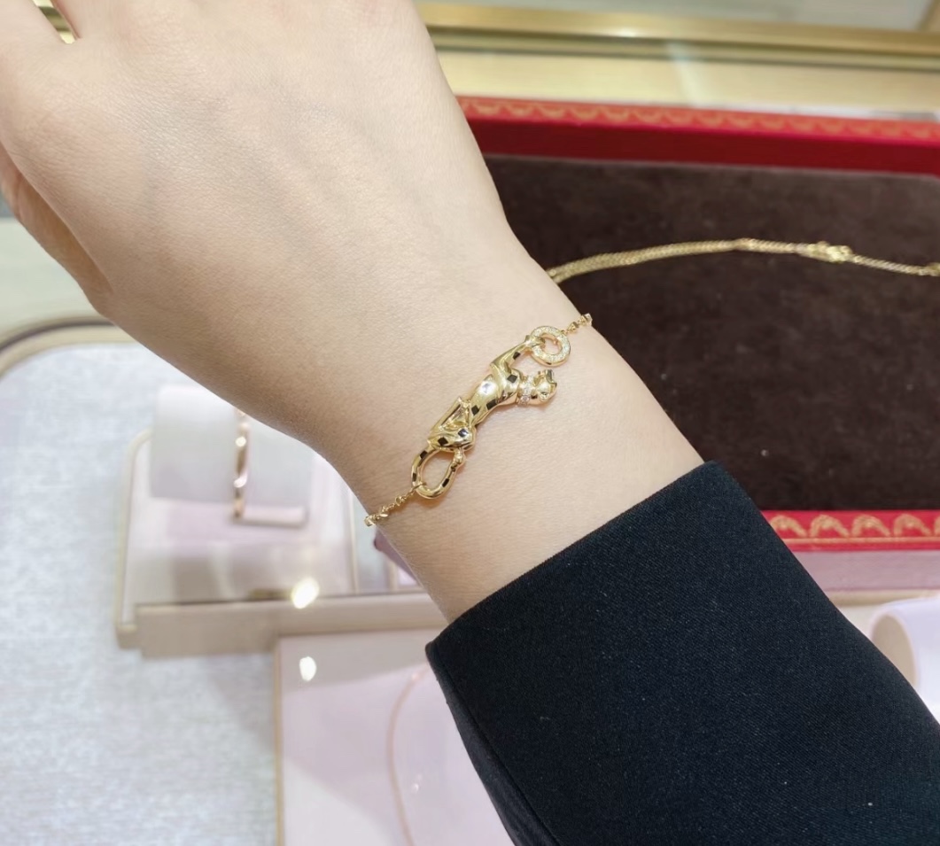 Cartier Leopard Panthere de Cartier Bracelet, on Chain, Diamonds
