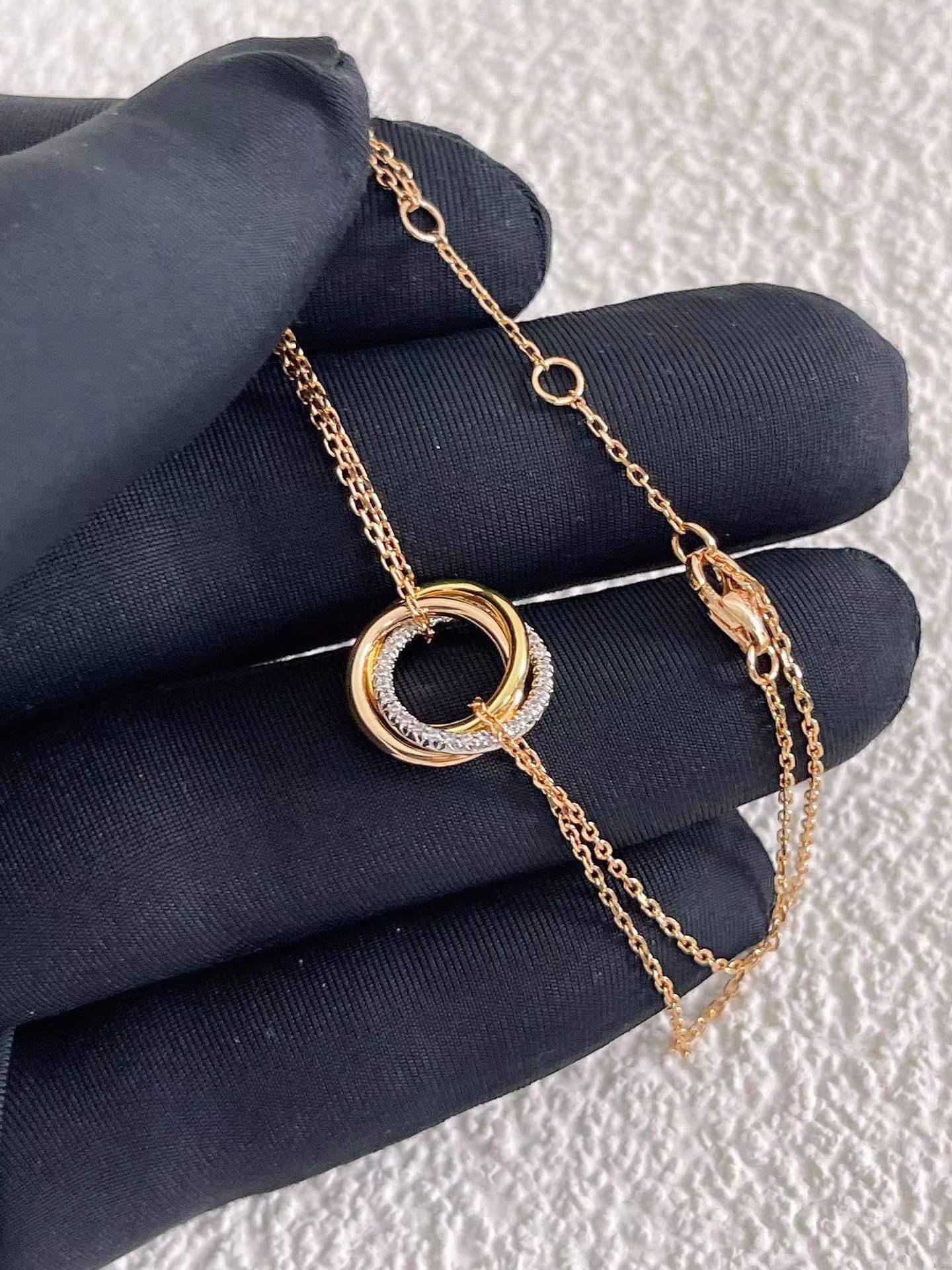 Cartier Diamond Trinity Chain Bracelet - Best Replica Jewelry™