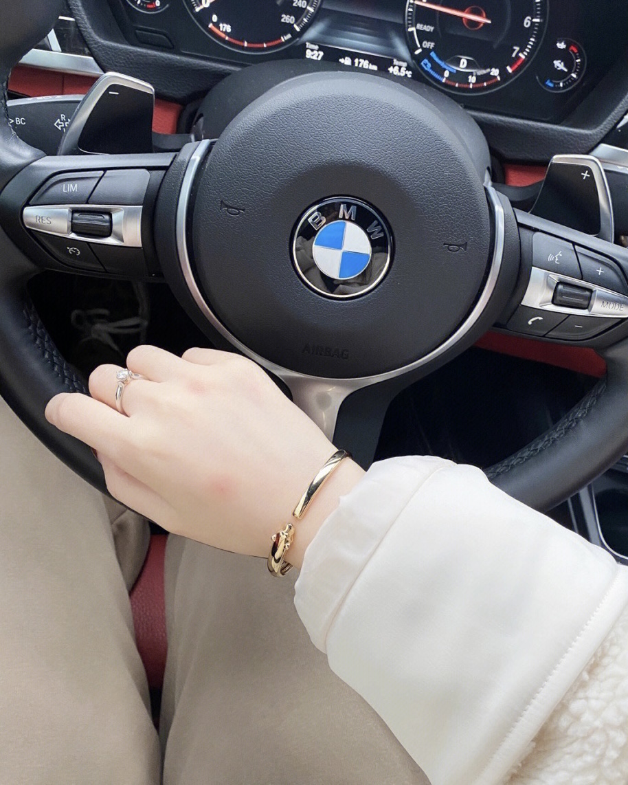 Cartier Smooth Panthère de Bracelet Open Cuff Bangle - Best Replica Jewelry™