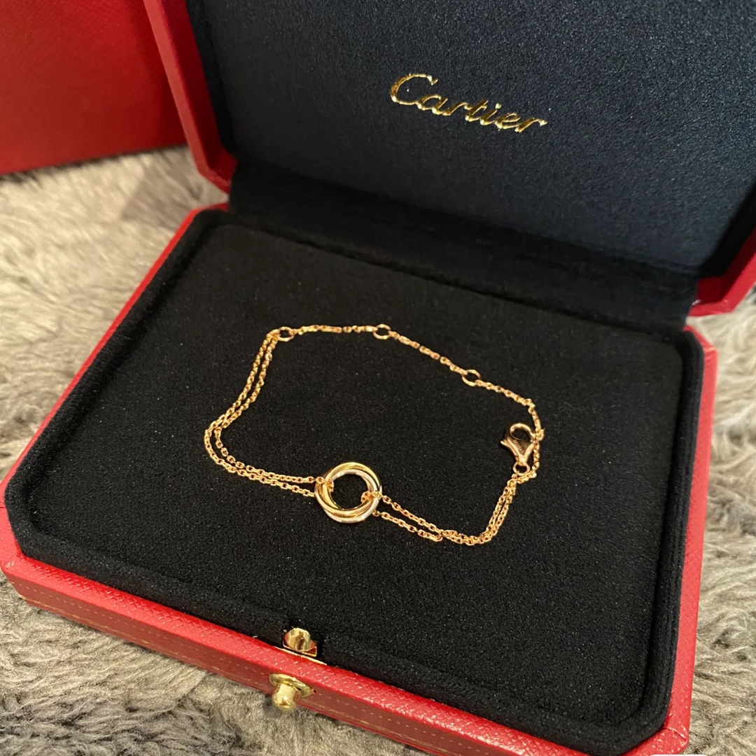 Cartier No Diamond Trinity Chain Bracelet