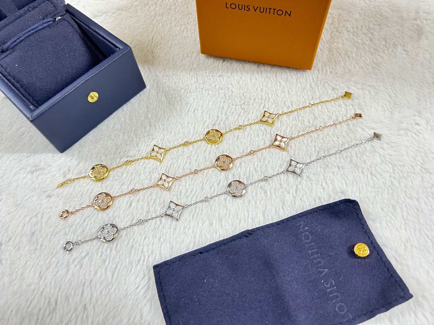 Louis Vuitton White Mother of Pearl Color Blossom Bracelet - Best Replica Jewelry™