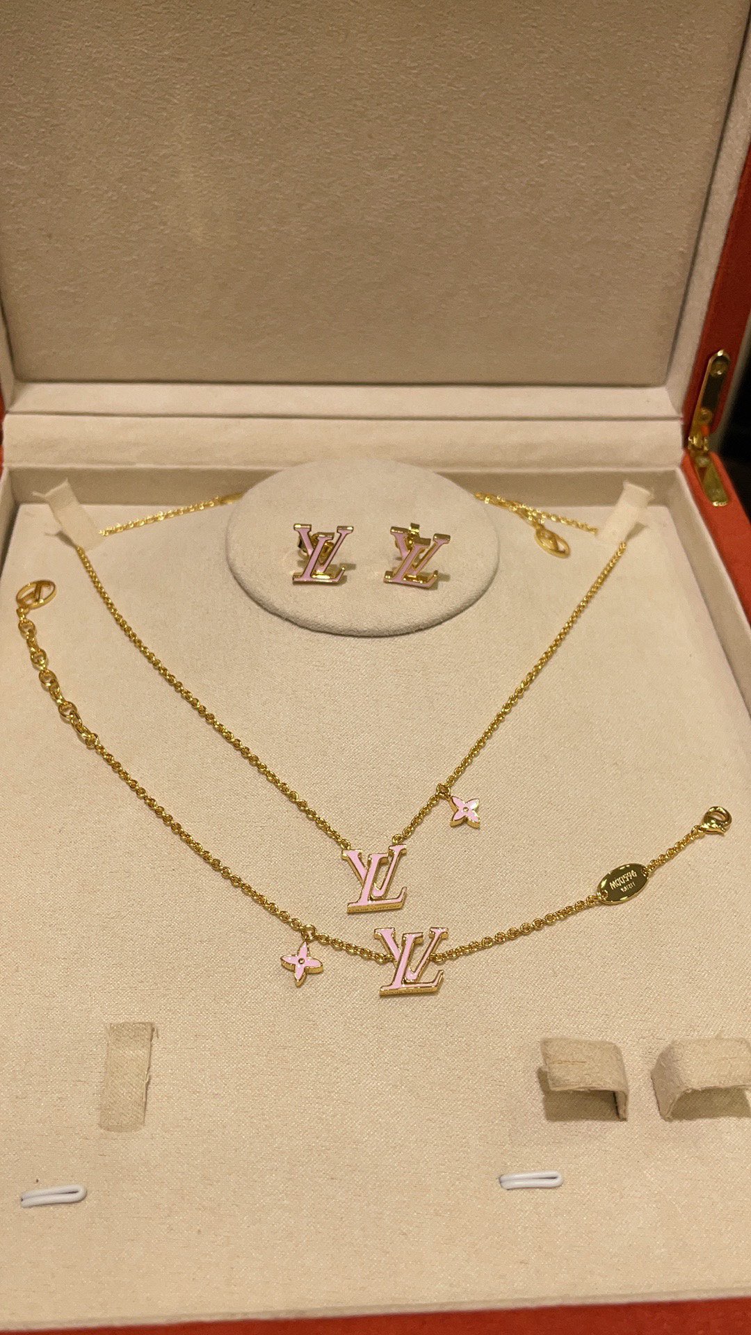 Louis Vuitton Pink LV Letters Earrings Bracelet Necklace - Best Replica Jewelry™