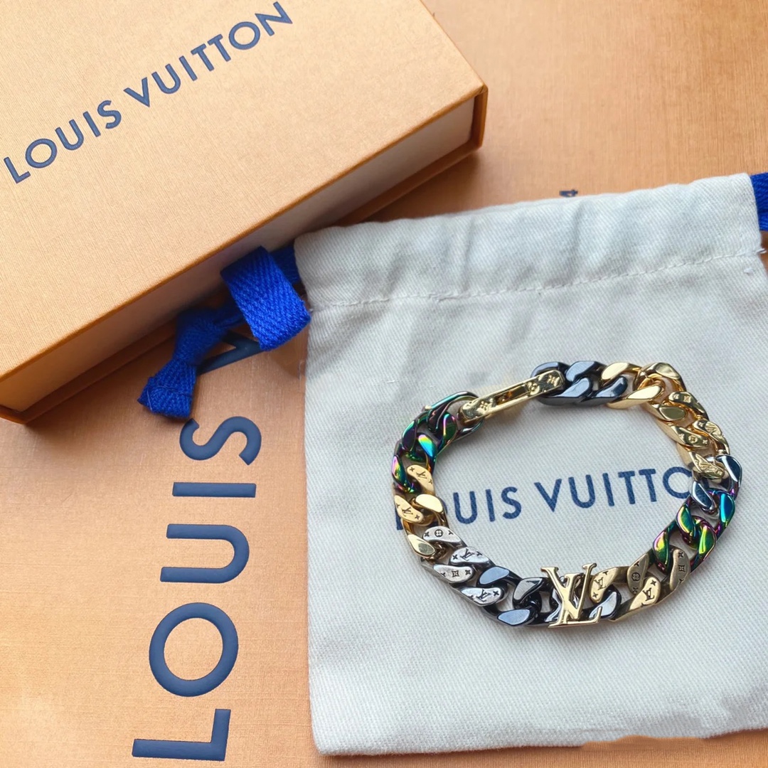 Louis Vuitton Flat Cuban Chain Bracelet - Best Replica Jewelry™