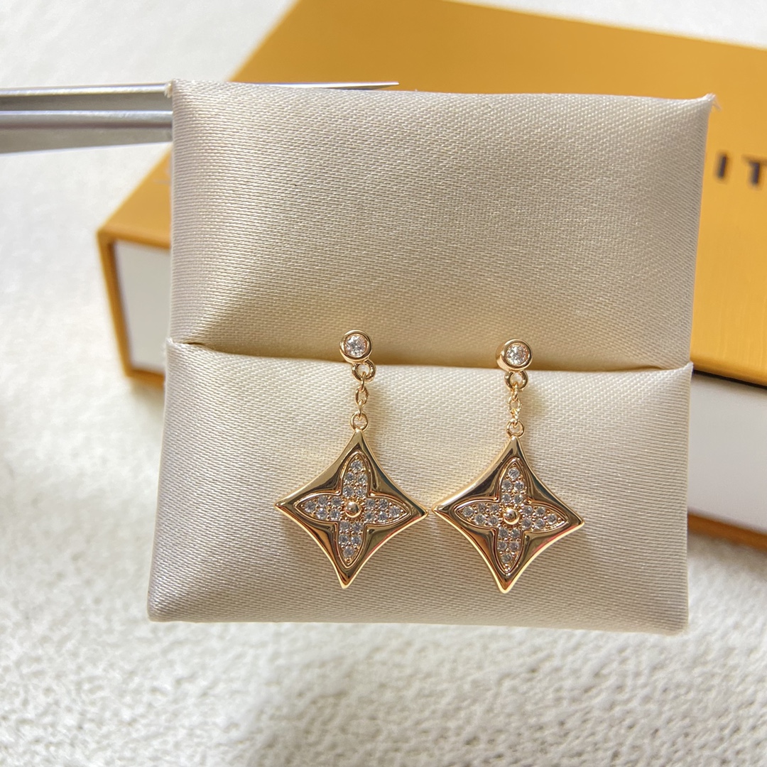 Louis Vuitton Idylle Blossom Ear Stud Earrings - Best Replica Jewelry™