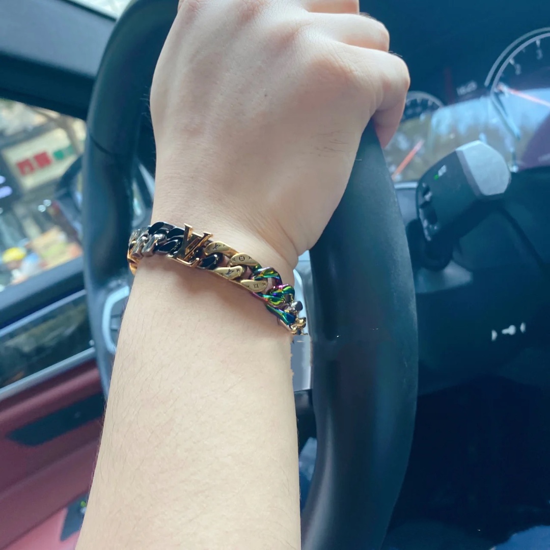 Louis Vuitton Flat Cuban Chain Bracelet - Best Replica Jewelry™