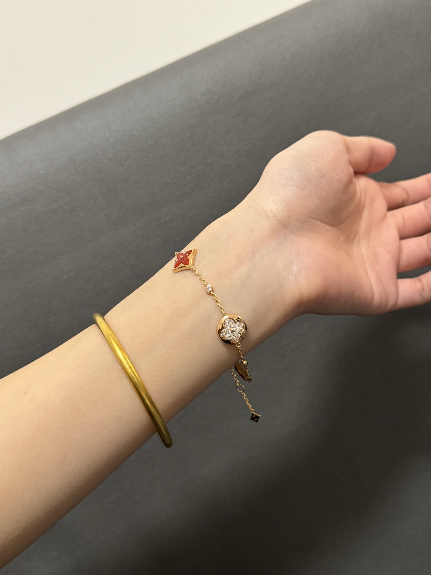 Louis Vuitton Red Color Blossom Bracelet - Best Replica Jewelry™