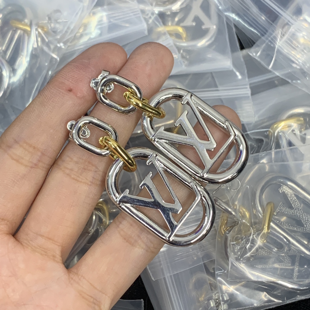 Louis Vuitton Hollow LV Letter Long Earrings - Best Replica Jewelry™