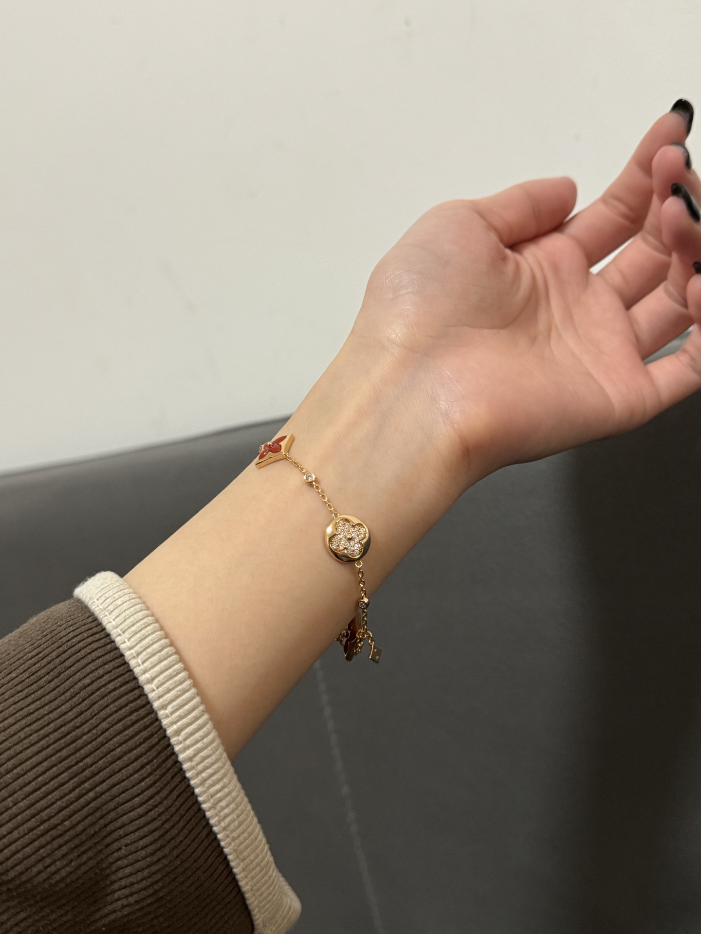 Louis Vuitton Red Color Blossom Bracelet - Best Replica Jewelry™