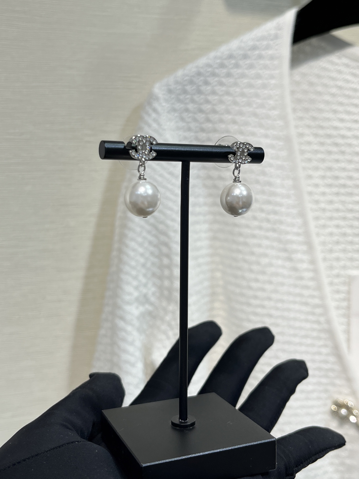 Chanel Classic Silver Coco Pearl Drop Earrings - Best Replica Jewelry™