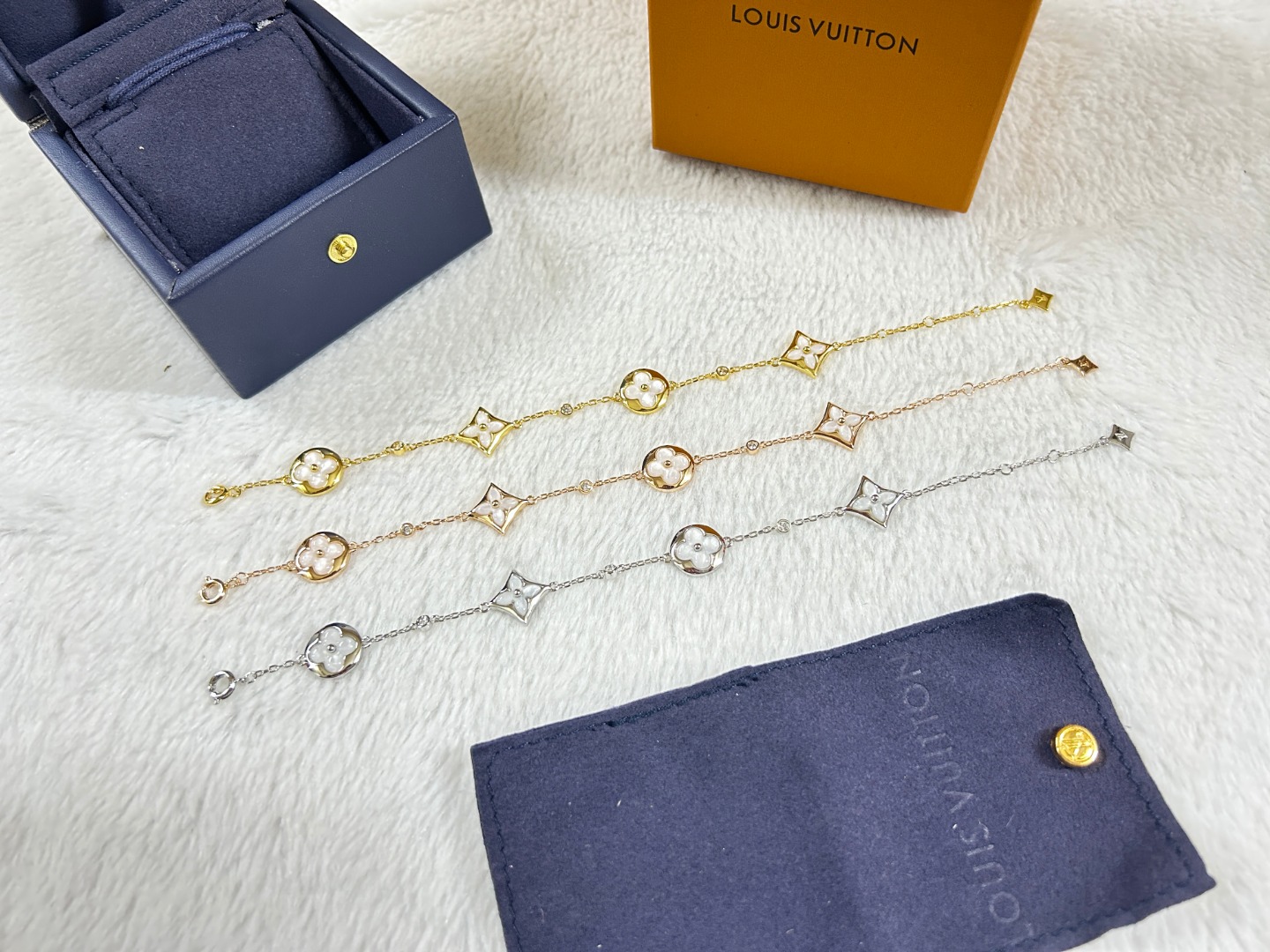 Louis Vuitton Color Blossom Star Sun Bracelet - Best Replica Jewelry™