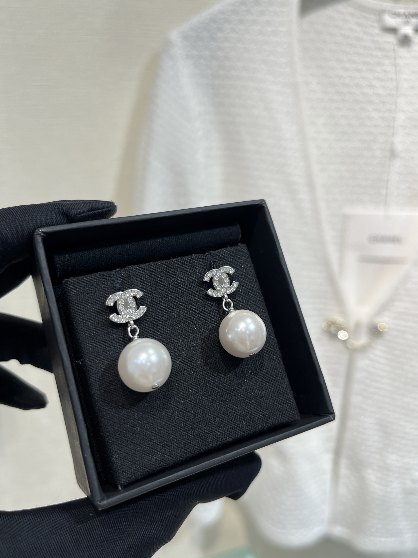 Chanel Classic Silver Coco Pearl Drop Earrings - Best Replica Jewelry™