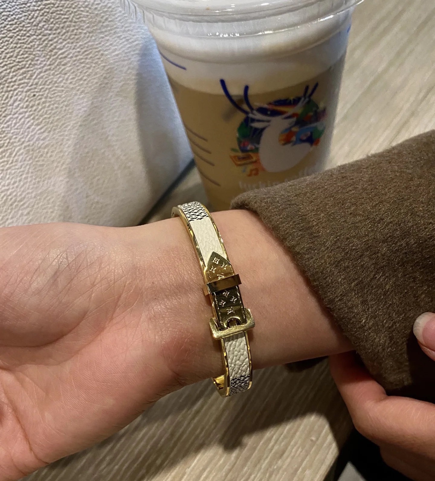 Louis Vuitton Leather Bangle Bracelet - Best Replica Jewelry™